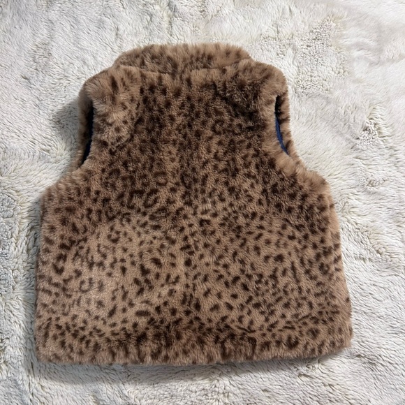 Girls Mini Boden Blue Vest with Faux Fur Trim size 5-6 - Picture 9 of 9